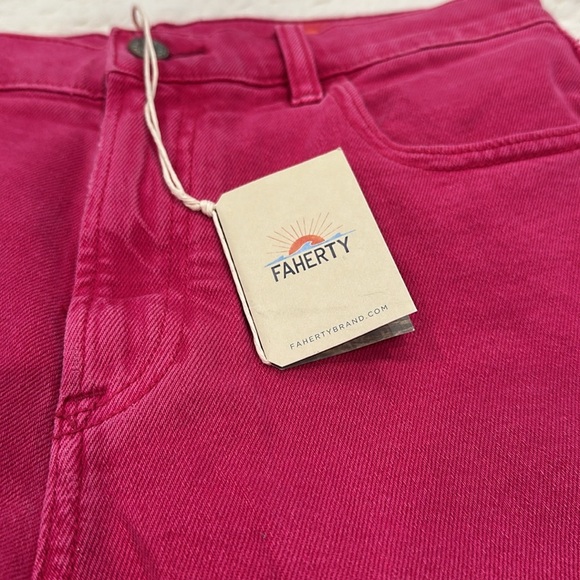 NWT Faherty Women's Pink Raw Edge Sun washed Denim Shorts size 27 - Picture 3 of 5